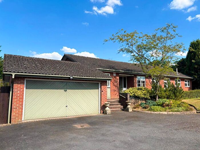 4 Bedroom Bungalow To Rent In Brook Lane, Billesdon, LE7
