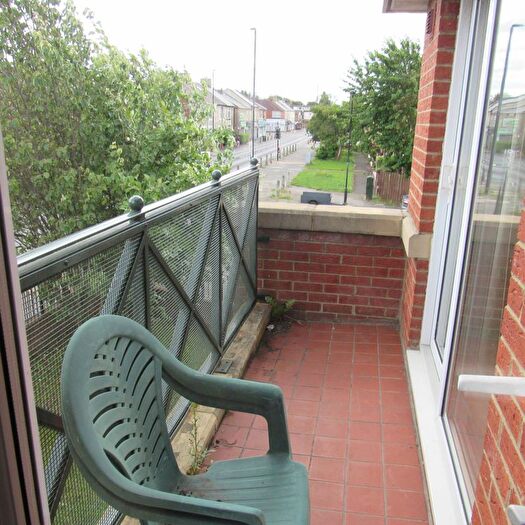 2 Bedroom Semi-Detached House To Rent In The Copse, Forest Hall, NE12