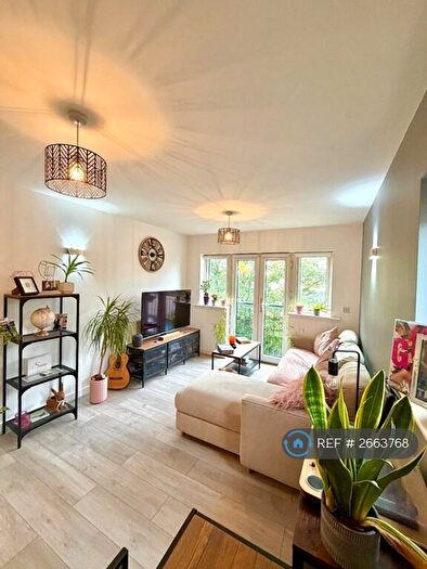 1 Bedroom Flat To Rent In Cedar Lodge, Southampton, SO16