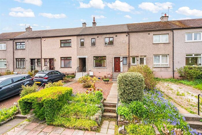 3 Bedroom Terraced House For Sale In Almondside, Mid Calder, Livingston, EH53