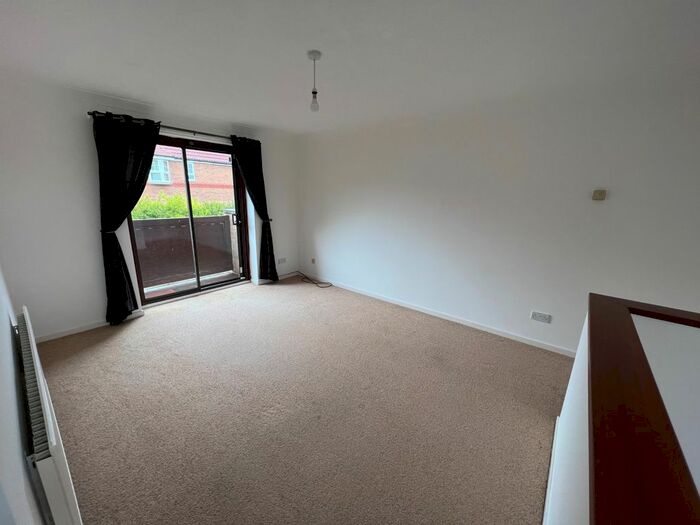 1 Bedroom Flat To Rent In Hambleton Grove, Emerson Valley, Milton Keynes, MK4