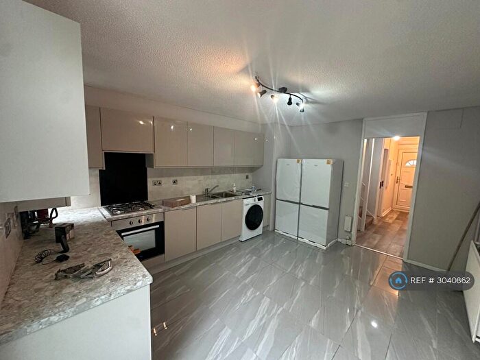 3 Bedroom Terraced House To Rent In Marshall Path, London, SE28