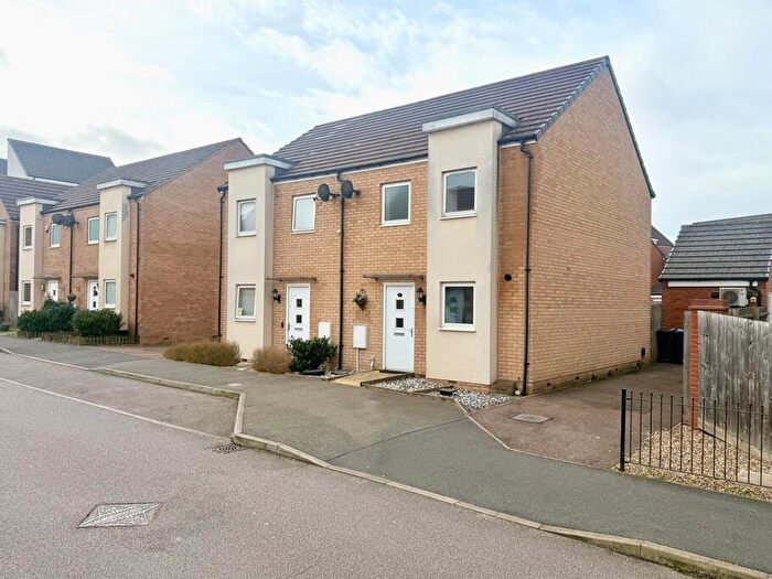 3 Bedroom Semi Detached House To Rent In Sterling Mews, Broughton, MK10