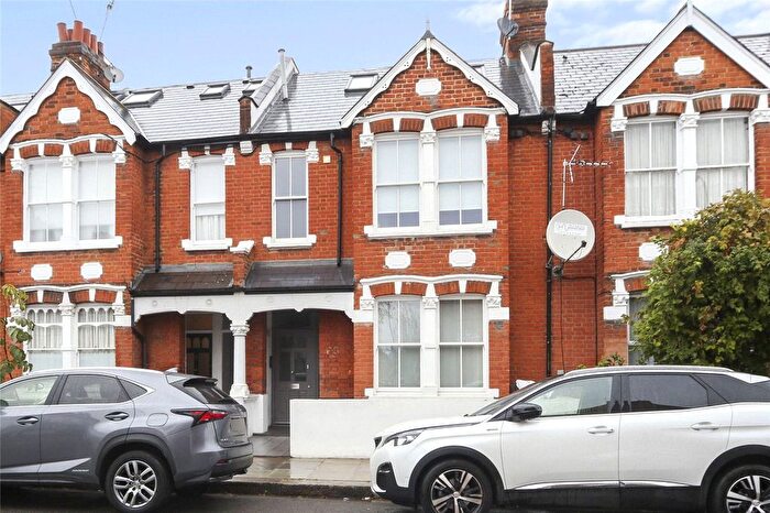 1 Bedroom Flat For Sale In Dunraven Road, London, W12