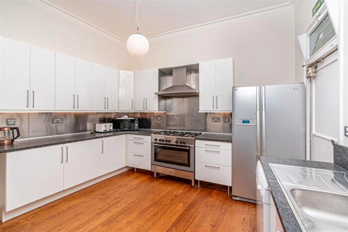 7 Bedroom Semi-Detached House To Rent In £pppw - Claremont Street, Spital Tongue, NE2