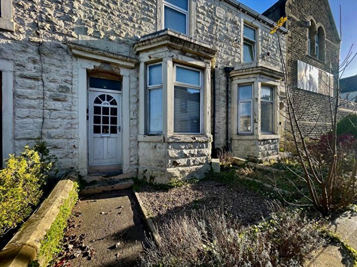 4 Bedroom House To Rent In Whalley Road, Clayton-Le-Moors, Lancashire, BB5