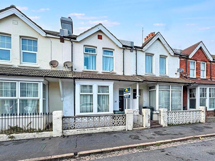 3 Bedroom Terraced House For Sale In Western Road, Eastbourne, BN22