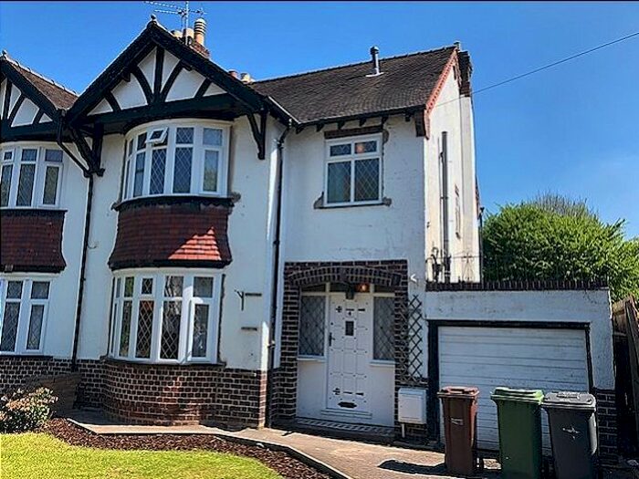 3 Bedroom Semi-Detached House To Rent In Wynn Road, Penn, Wolverhampton, WV4