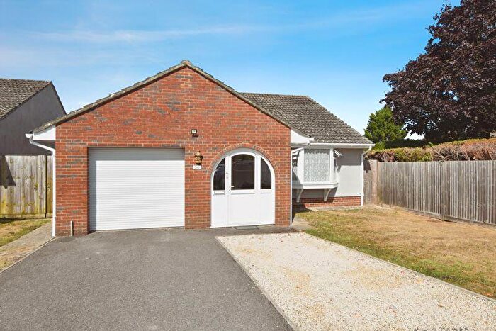 2 Bedroom Bungalow For Sale In Little Woodfalls Drive, Woodfalls ***Under Offer***, SP5