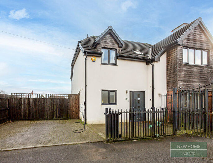 4 Bedroom Detached House For Sale In Highcroft Road Newport, NP20