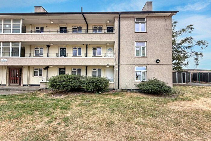 1 Bedroom Flat For Sale In Wasley Road, Cheltenham, GL51