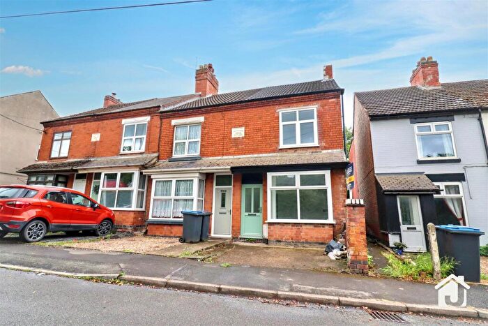 3 Bedroom House For Sale In Shaw Lane, Markfield, LE67