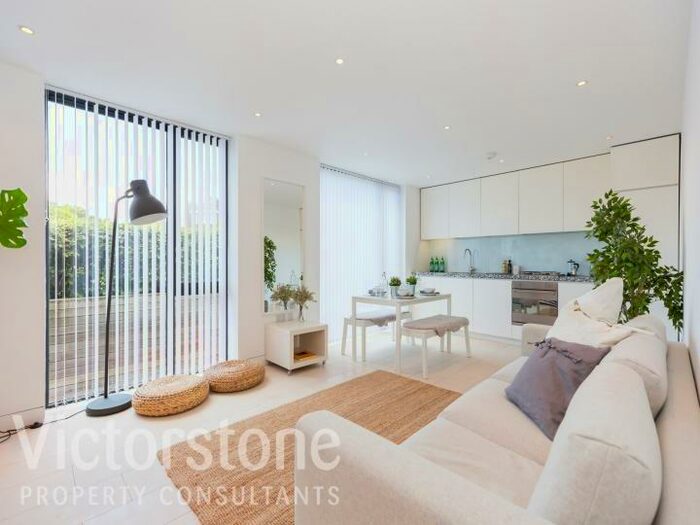 2 Bedroom Apartment To Rent In Latitude House, Oval Road, London, NW1