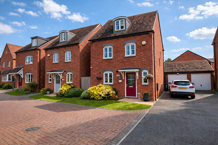 4 Bedroom Detached House For Sale In William Simmonds Close, Cawston, CV22