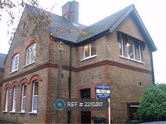 3 Bedroom End Of Terrace House To Rent In Dickinson Square, Croxley Green, Rickmansworth, WD3