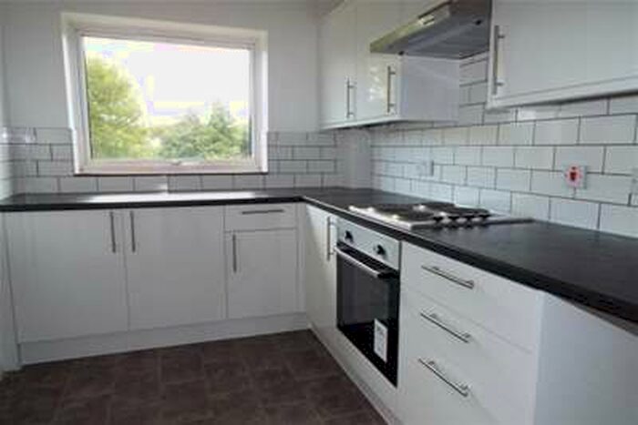 2 Bedroom Flat To Rent In Lance Croft, New Ash Green, DA3