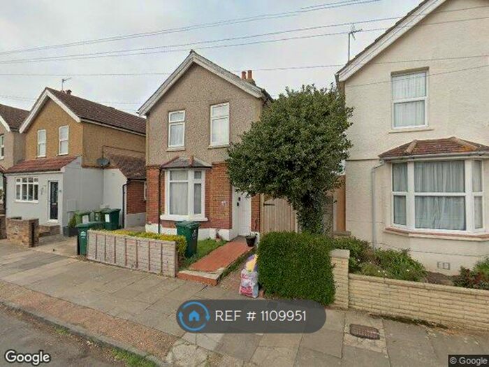 4 Bedroom Detached House To Rent In Stanley Road, Ashford, TW15