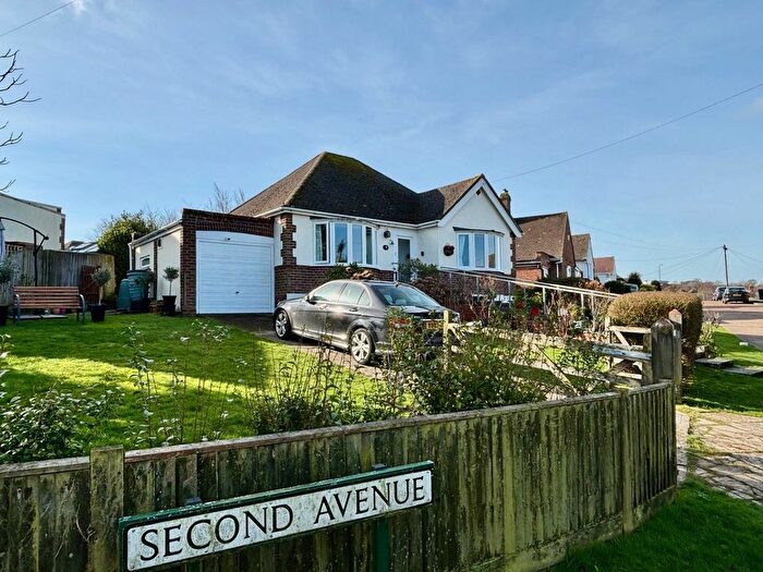 2 Bedroom Detached Bungalow For Sale In Second Avenue, Bexhill-On-Sea, TN40