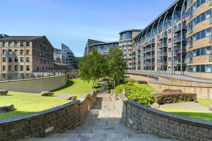 1 Bedroom Apartment To Rent In Salts Mill Road, Shipley, BD17