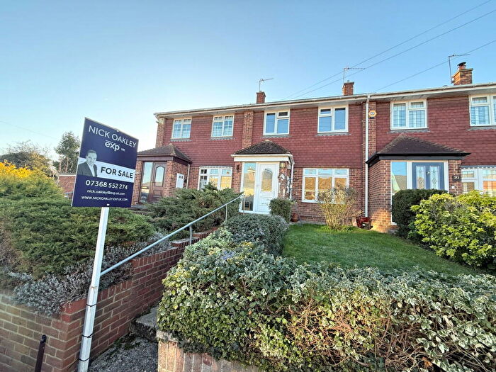 3 Bedroom Terraced House For Sale In Bowmans Road, Dartford, DA1