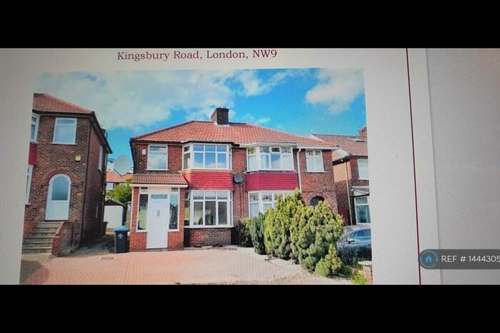 3 Bedroom Semi-Detached House To Rent In Kingsbury Road, Kingsbury, NW9