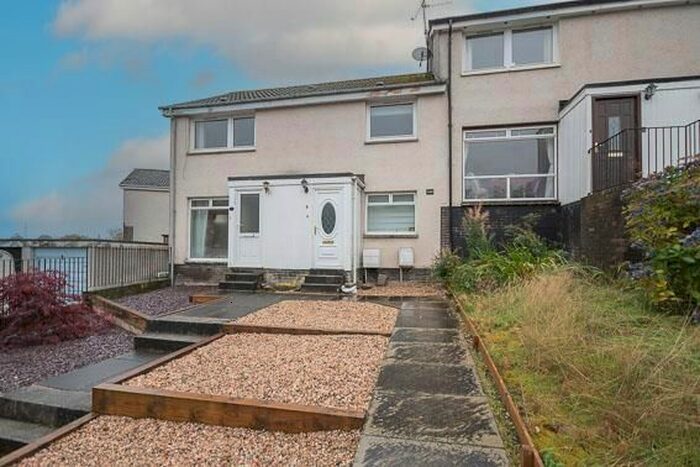 2 Bedroom Flat To Rent In Banks Crescent, Crieff, PH7