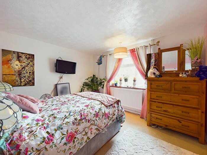 2 Bedroom Semi-Detached Bungalow For Sale In Green Lane, Tivetshall St. Margaret, Norwich, NR15