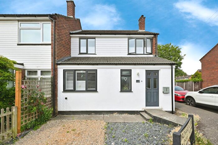 3 Bedroom End Of Terrace House For Sale In Orchard Close, Stanstead Abbotts, Ware, SG12
