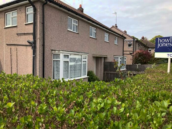 3 Bedroom Semi-Detached House To Rent In Ramscliffe Avenue, Donisthorpe, DE12