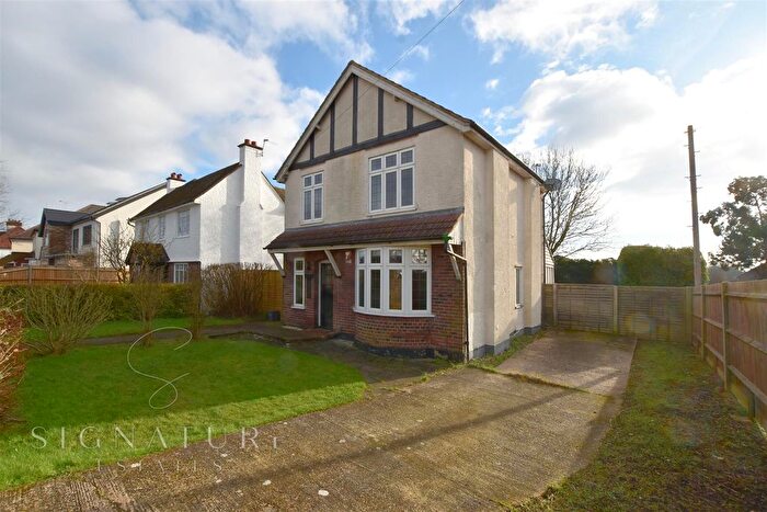 3 Bedroom Detached House To Rent In Trowley Rise, Abbots Langley, WD5