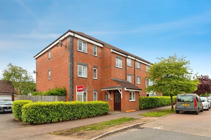 1 Bedroom Flat For Sale In Sir John Newsom Way, Welwyn Garden City, AL7