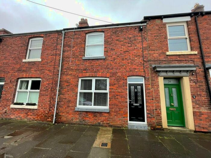 3 Bedroom Terraced House To Rent In Front Street, Broompark, DH7
