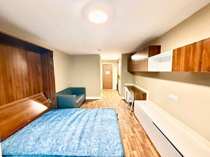 Studio To Rent In Lower Gill Street, Liverpool, L3