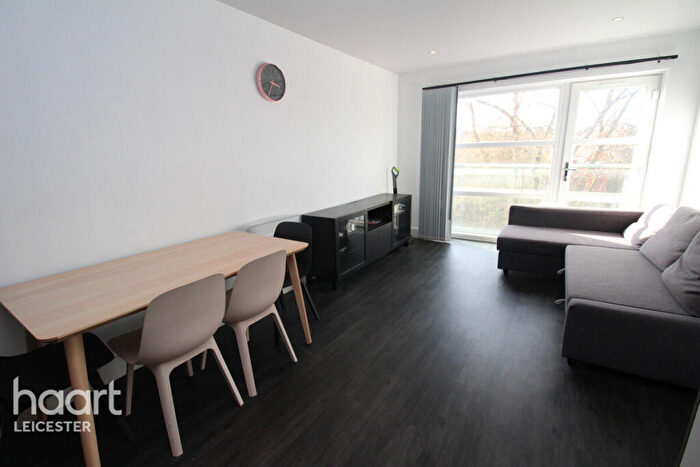 2 Bedroom Apartment To Rent In Chatham Street, Leicester, LE1