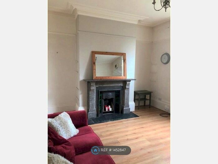 1 Bedroom Flat To Rent In Priory Road, Sheffield, S7
