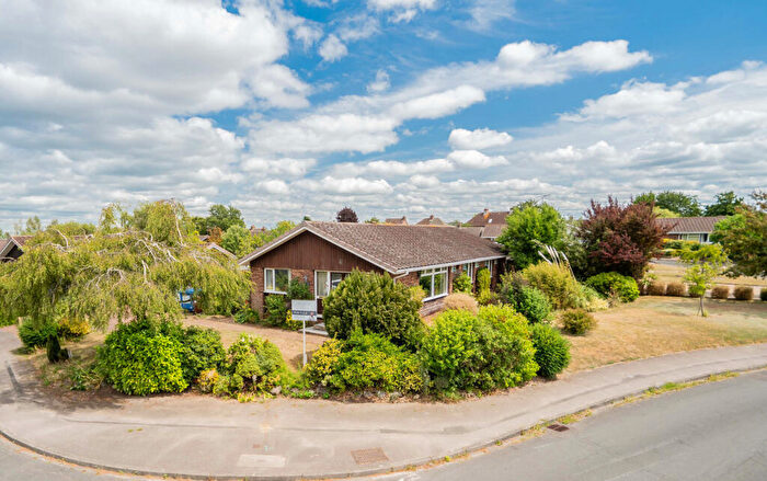 3 Bedroom Bungalow For Sale In Elm Close, Newton Longville, Milton Keynes, MK17