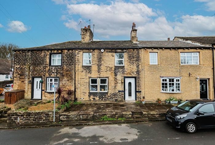 3 Bedroom Terraced House For Sale In Carr Road, Calverley, Pudsey, West Yorkshire, LS28