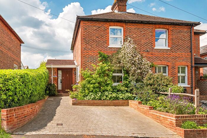 3 Bedroom Semi-Detached House For Sale In High Street, Rowledge, Farnham, Surrey, GU10