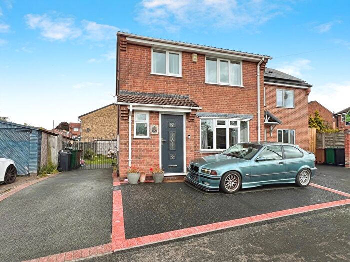 3 Bedroom Detached House For Sale In Springwood Farm Road, Midway, Swadlincote, DE11