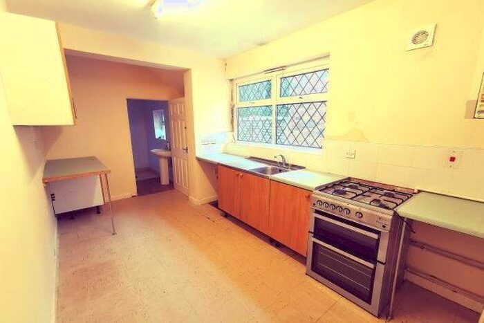 3 Bedroom Terraced House To Rent In Tividale, Oldbury, B69