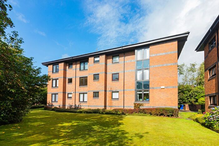 1 Bedroom Flat For Sale In Victoria Gardens, Paisley, Renfrewshire, PA2