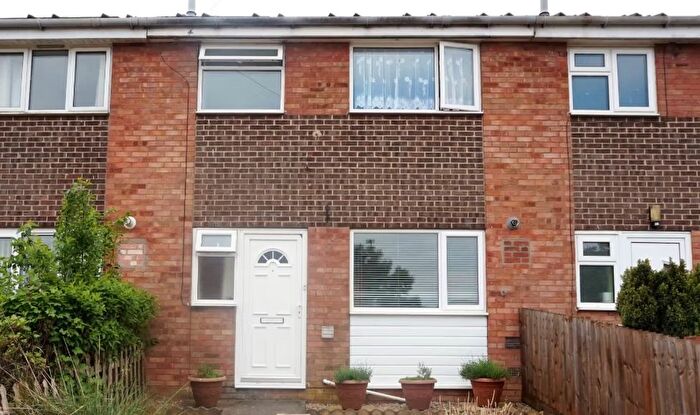 3 Bedroom Terraced House For Sale In Lyde Road, Yeovil, BA21