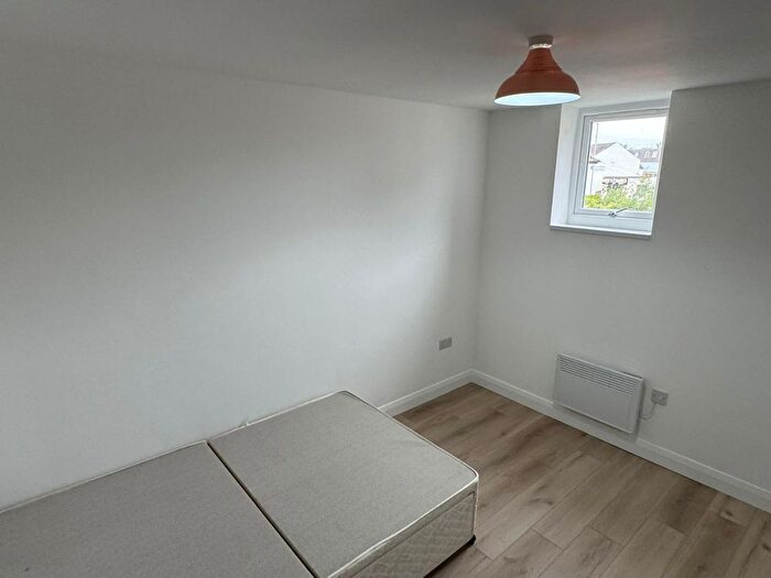 2 Bedroom Flat To Rent In Culcheth, Warrington, Cheshire, WA3