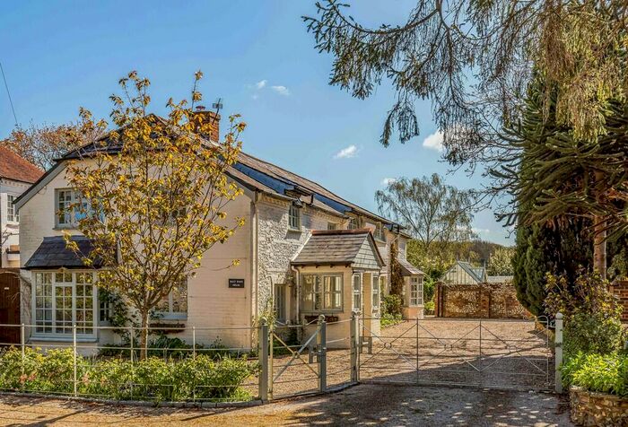 4 Bedroom Detached House For Sale In Southbrook Road, West Ashling, PO18