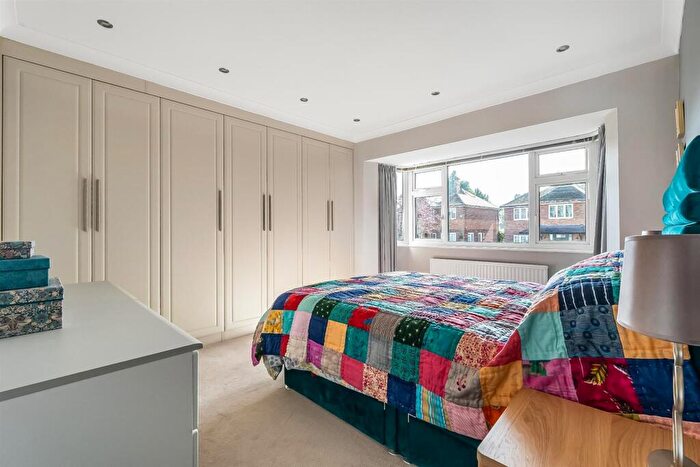 4 Bedroom House For Sale In Swanns Meadow, Great Bookham, Leatherhead, KT23
