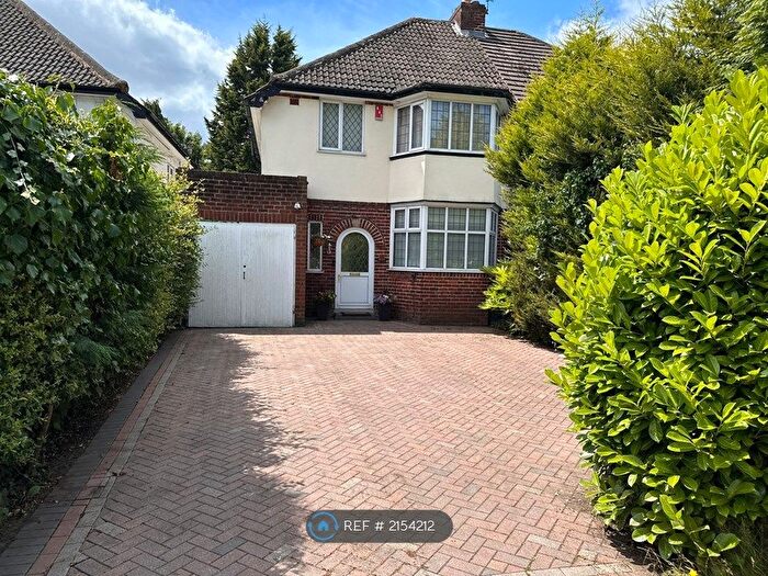 3 Bedroom Semi-Detached House To Rent In Chester Road North, Sutton Coldfield, B73