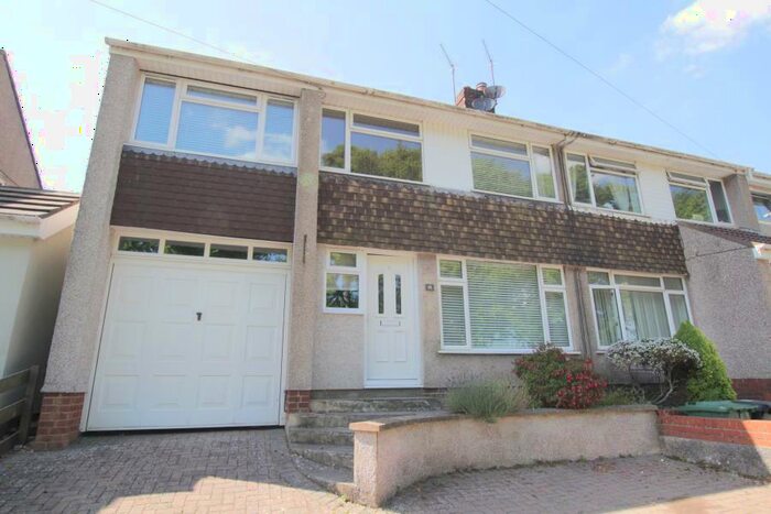 4 Bedroom Semi-Detached House To Rent In Leigh View Road - Portishead, BS20