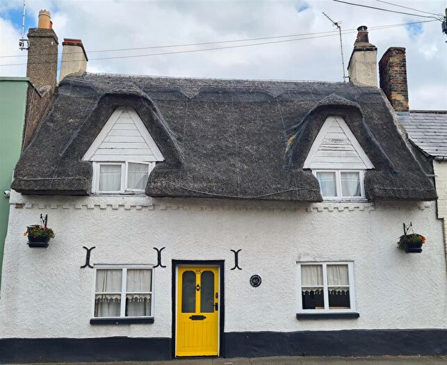 4 Bedroom Character Property For Sale In North Street, Crowland, Peterborough, PE6