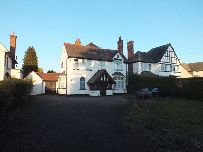 6 Bedroom Detached House To Rent In Uppingham Road, Leicester, LE5