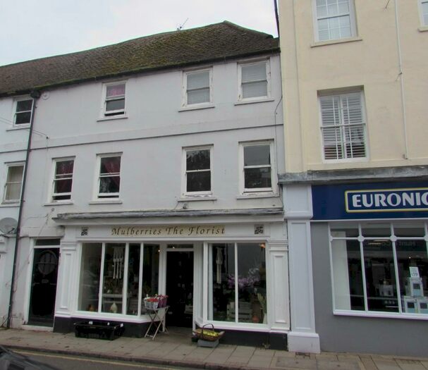 1 Bedroom Flat To Rent In High Street, Huntingdon, Cambridgeshire, PE29